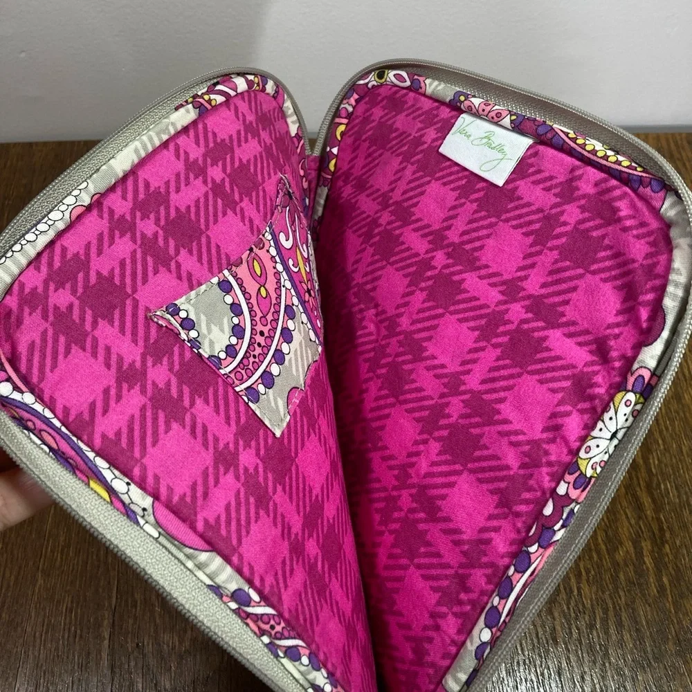 Vera Bradley Floral Tablet Sleeve Paisley Meets Plaid Ret Pattern approx 8x10”